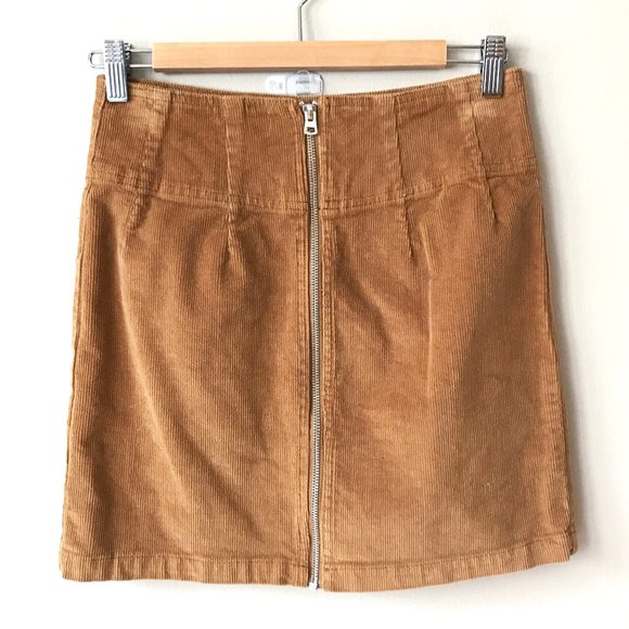 wild fable Dresses & Skirts - Like New Caramel Brown Corduroy Zip Front Skirt Size 2 Worn Once by Wild Fable